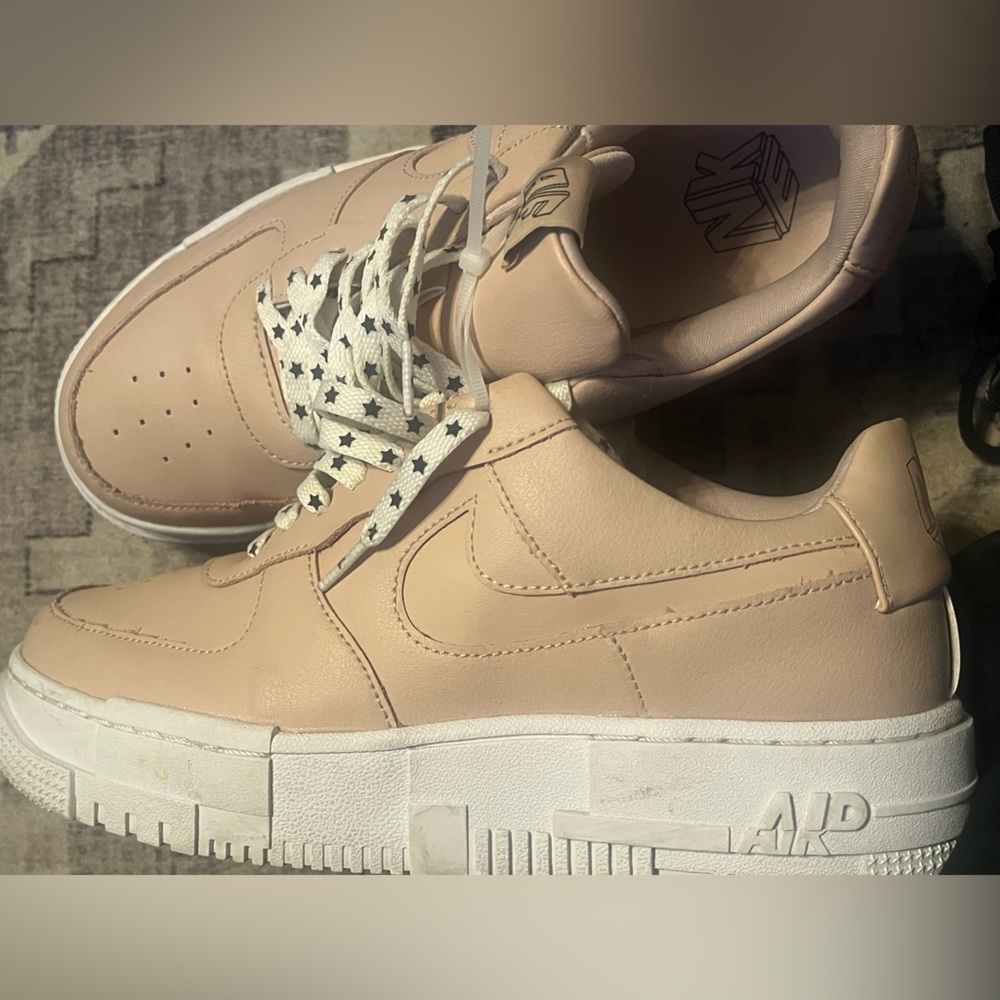 Air Force 1 Pixel